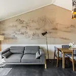 Hotel The Wings Collection