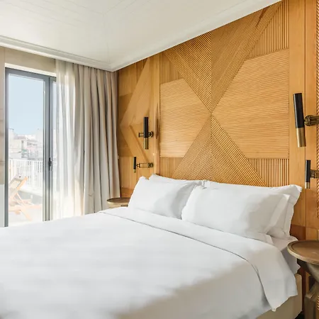 Hotel The Wings Collection