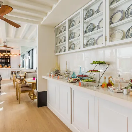 The Wings Collection Hotel 4*