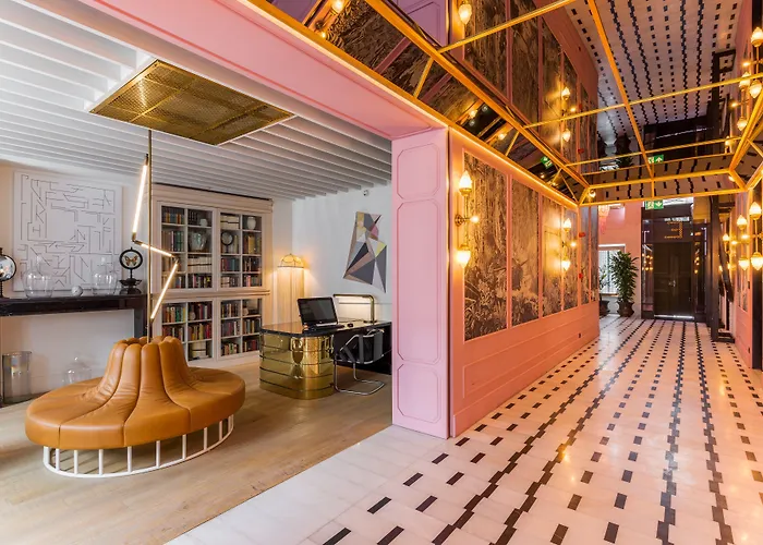 The Wings Collection Отель