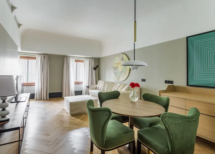 Отель The Wings Collection 4*