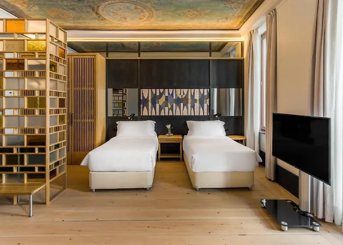 The Wings Collection Стамбул