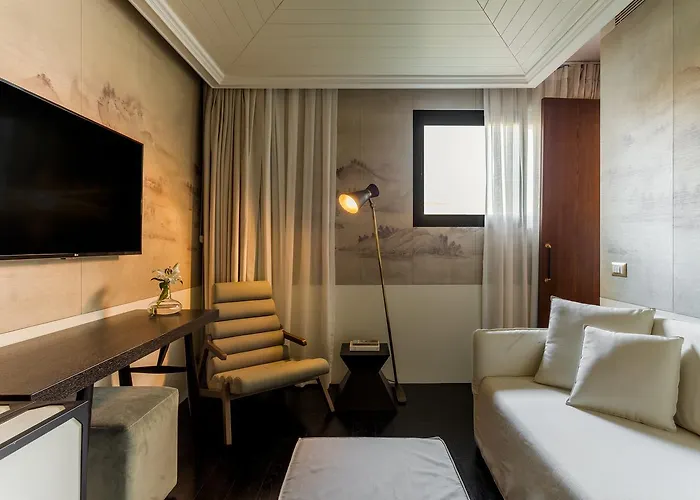 The Wings Collection Стамбул