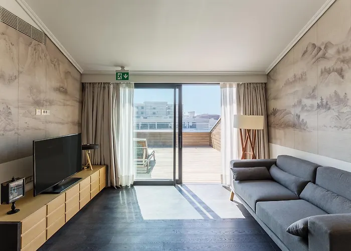 The Wings Collection 4*