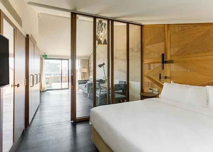 The Wings Collection 4*