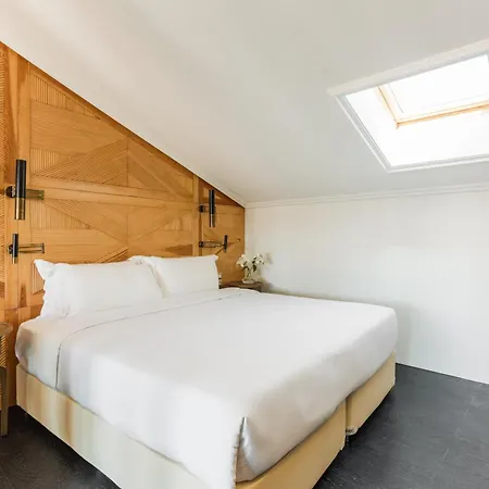 The Wings Collection Hotel 4*