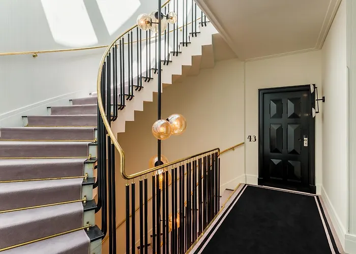 מלון The Wings Collection 4*