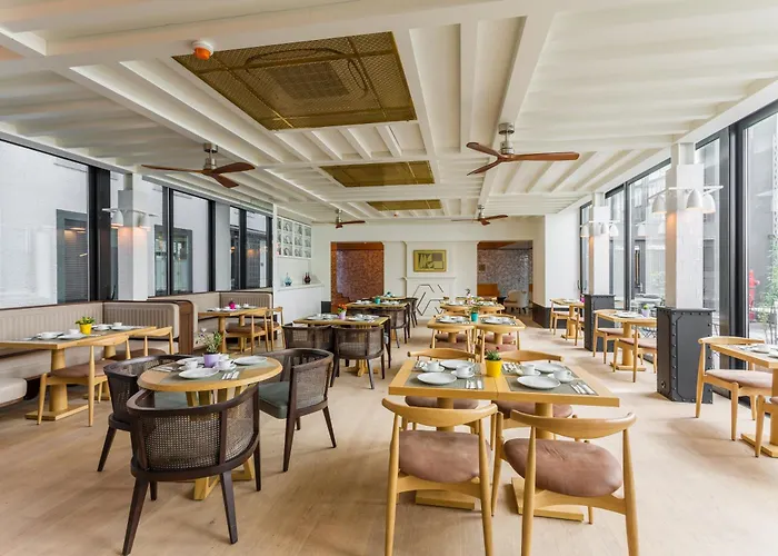 The Wings Collection 4*